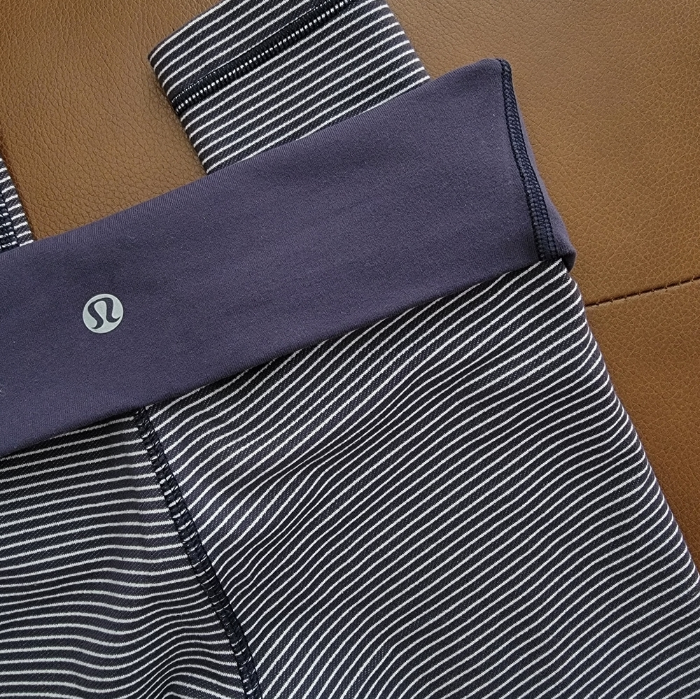Lululemon Roll-Down crops